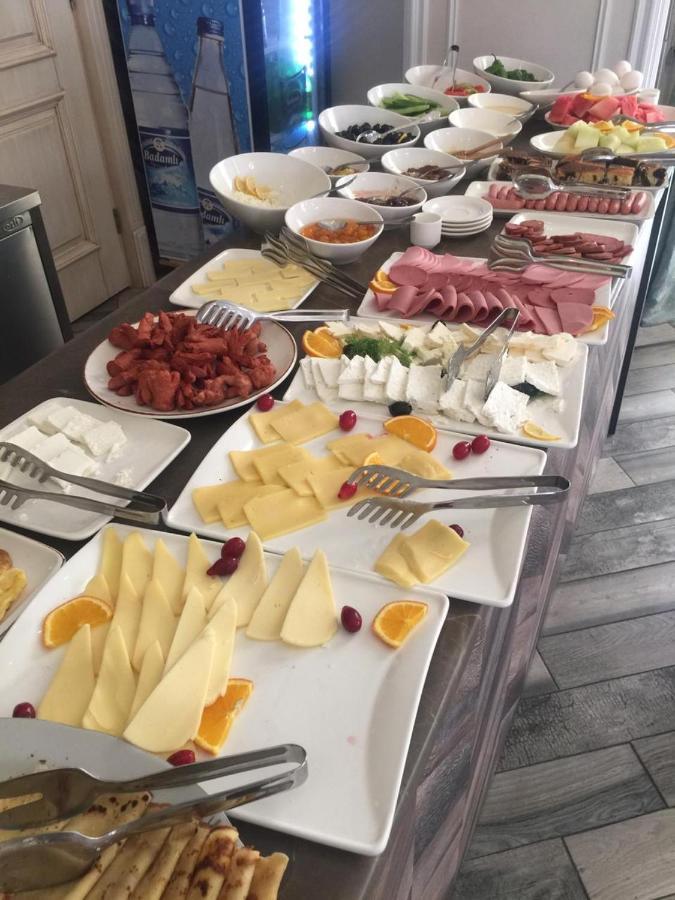 Saat Meydani Nakhchivan Exteriör bild