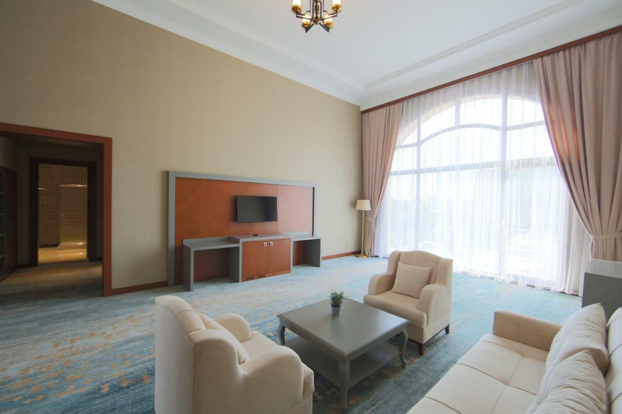 Saat Meydani Nakhchivan Exteriör bild